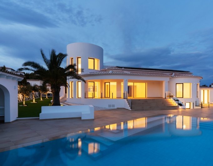 VILLA Mediterránea